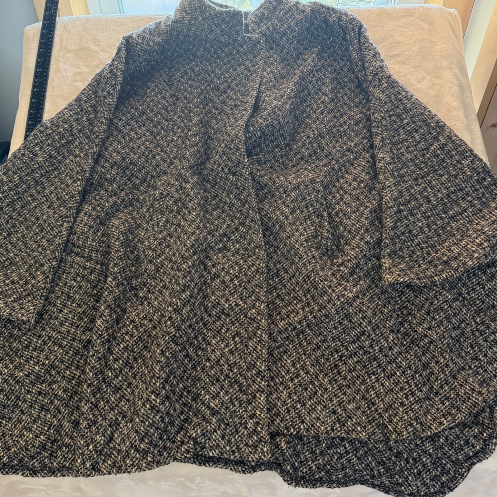 Kay Boys Vintage Wool Herringbone Cape Coat Black White Made in USA OSFA